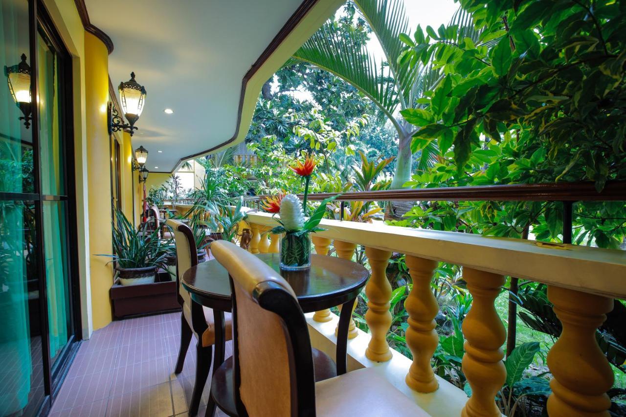 Paradise Garden Hotel And Convention Center Boracay Powered By Aston Manoc-Manoc Esterno foto