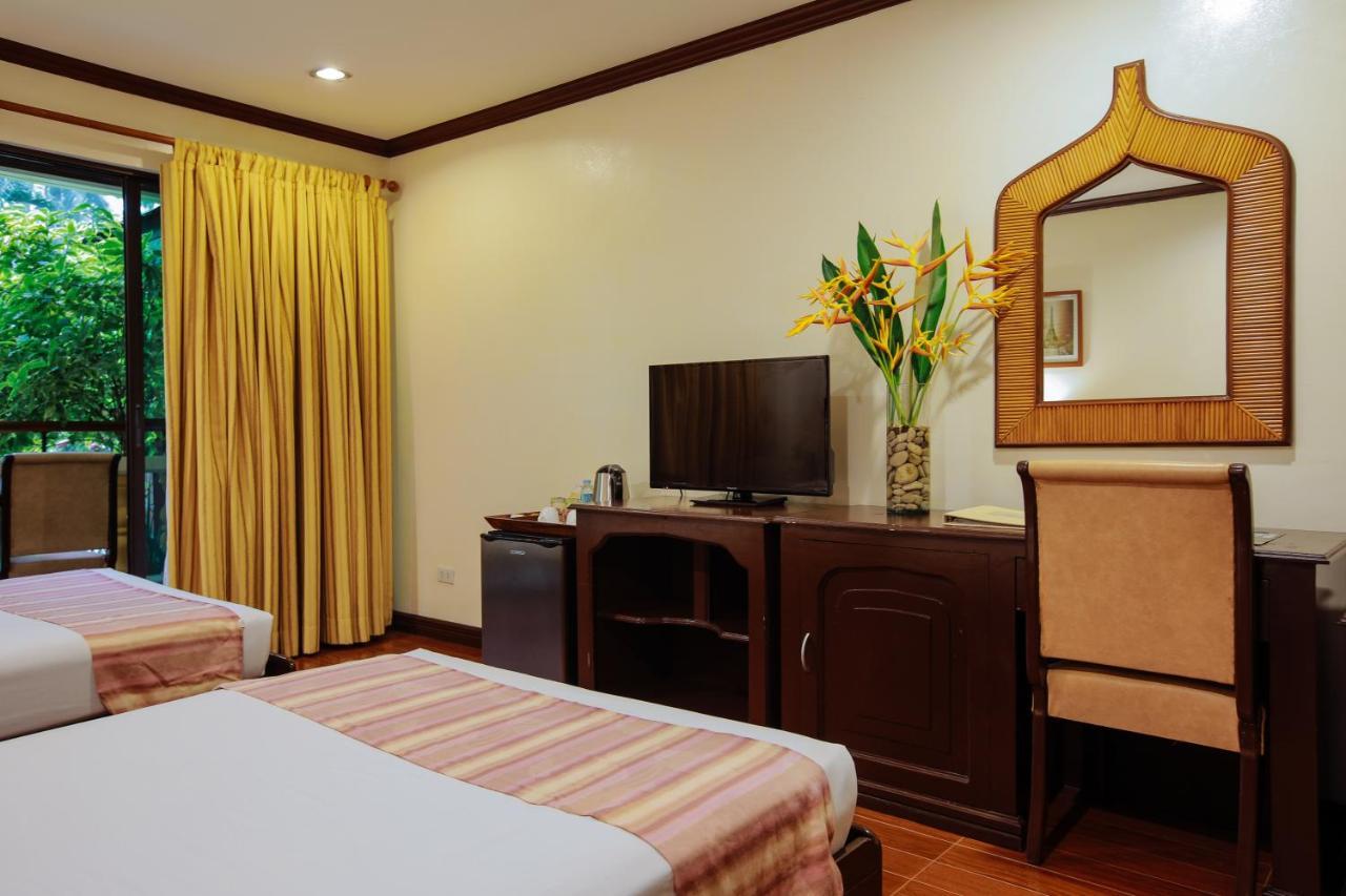 Paradise Garden Hotel And Convention Center Boracay Powered By Aston Manoc-Manoc Esterno foto